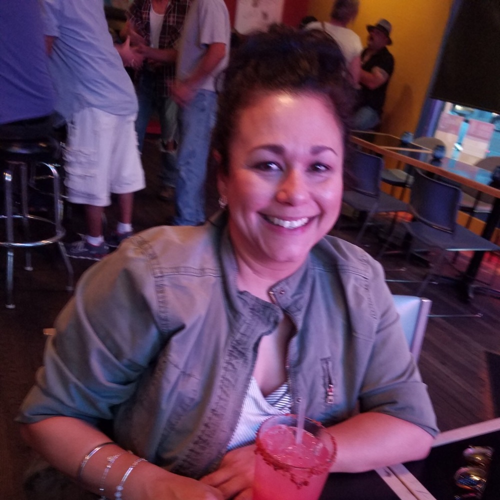 Meet your Posher, Yvette